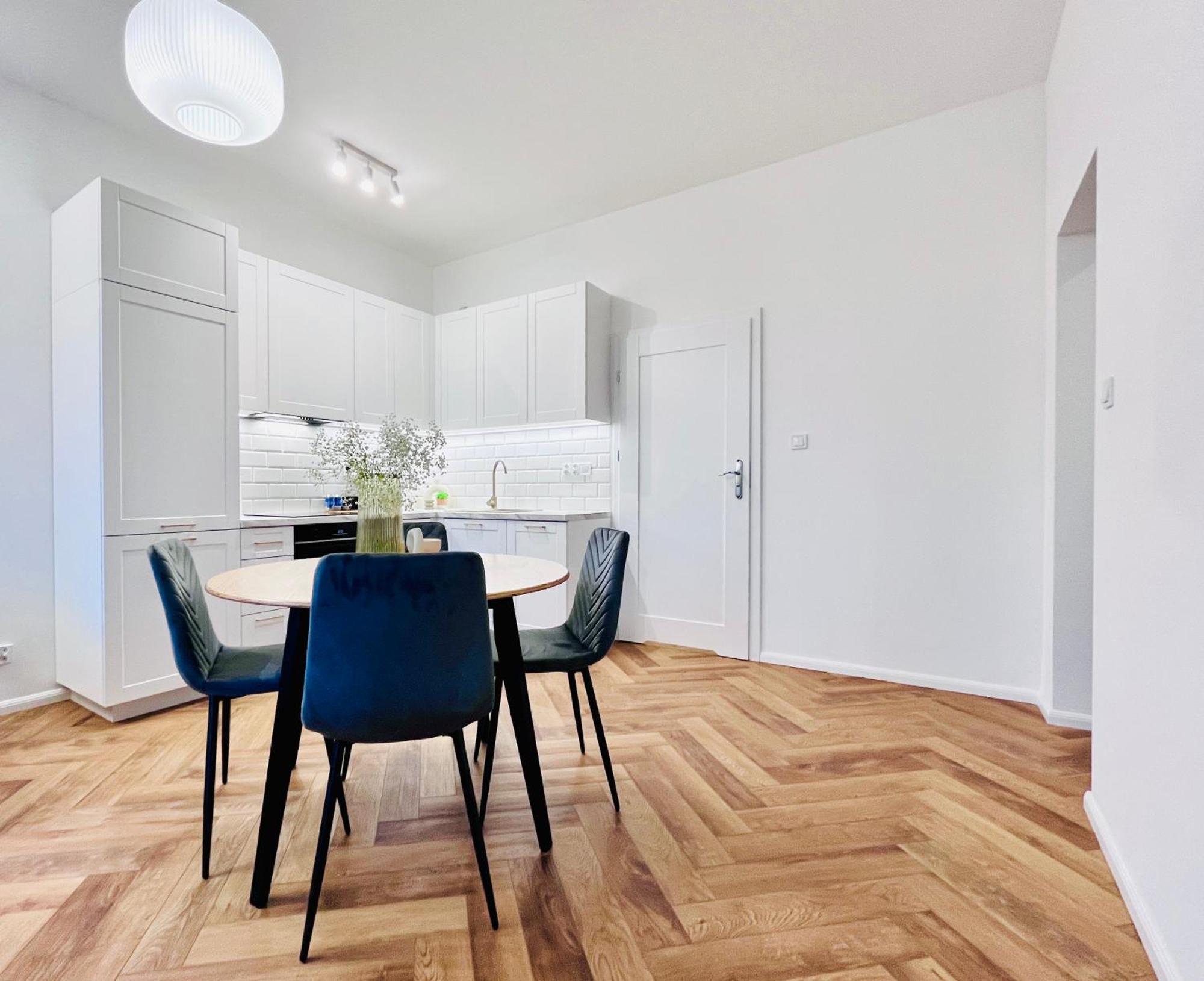 Apartamenty Kamienica Centrum - 1 Maja Lubiń Exteriör bild